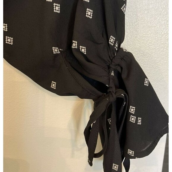 Studio by Bobeau Black Print Long Tie Wrist Sleeve Chemise Dress - Picture 4 of 11